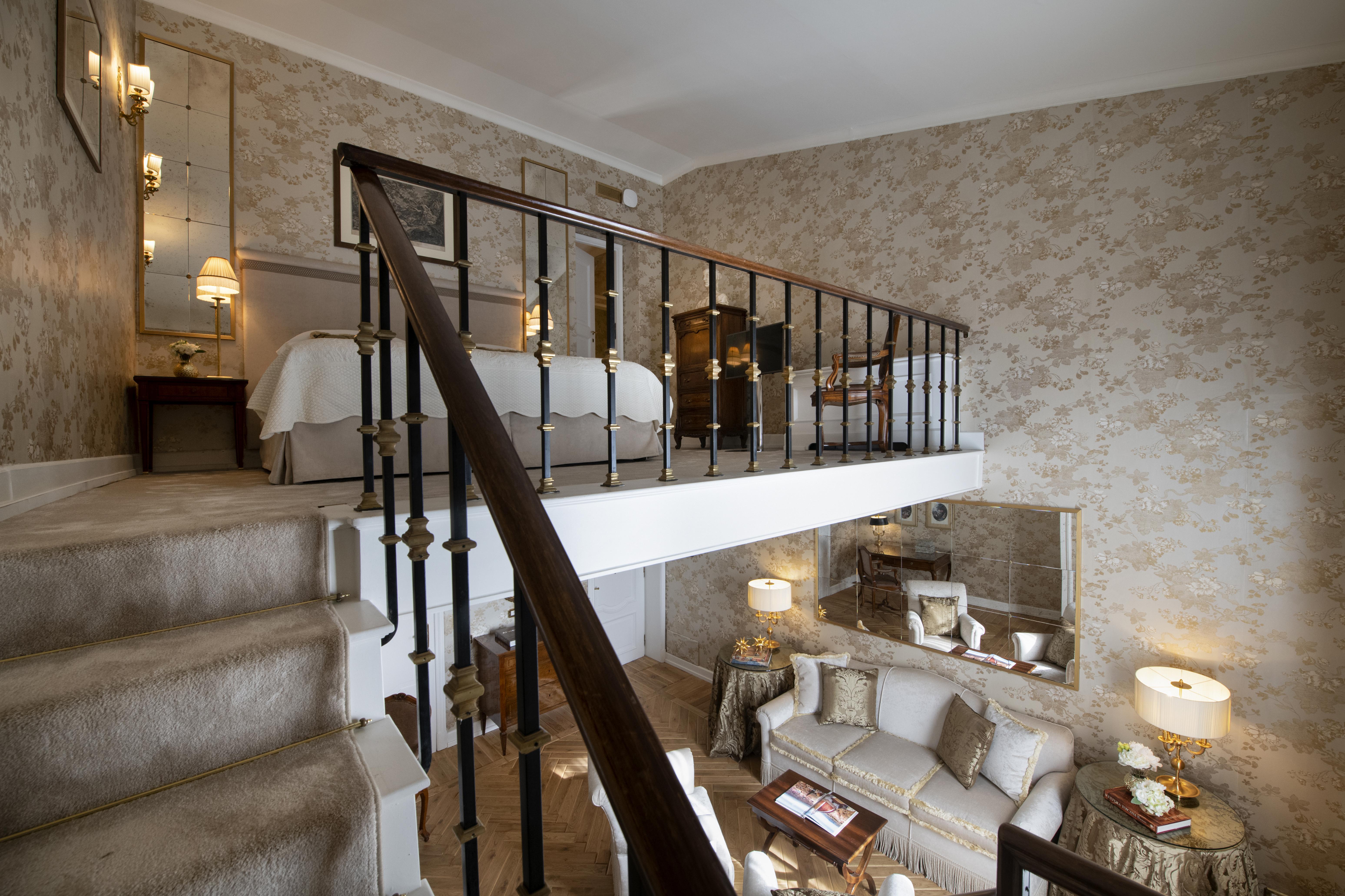 Helvetia&Bristol Firenze - Starhotels Collezione Ngoại thất bức ảnh A suite at the hotel