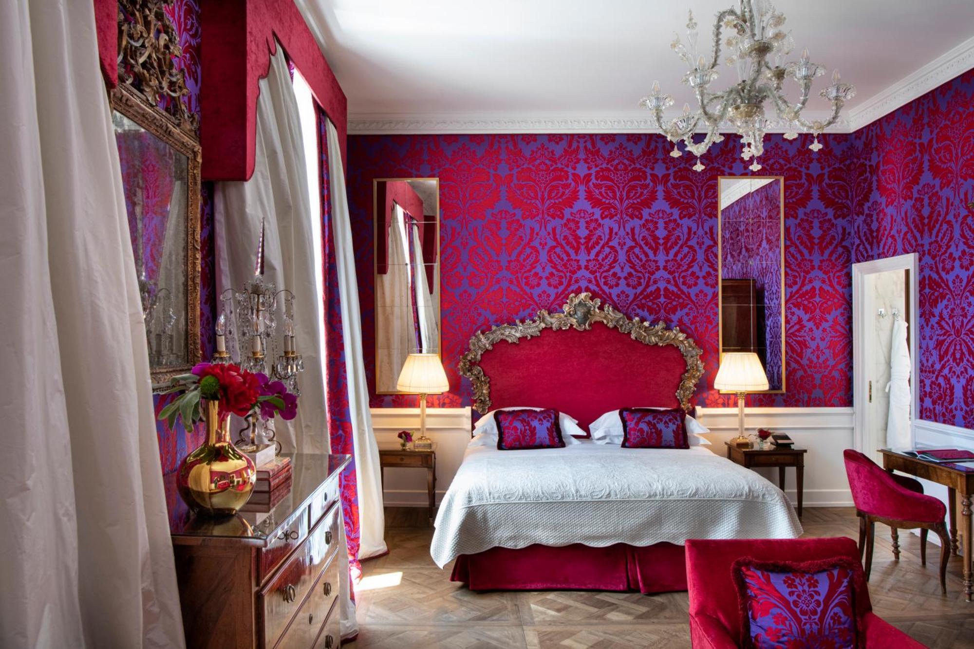 Helvetia&Bristol Firenze - Starhotels Collezione Ngoại thất bức ảnh A suite at the Hotel de Crillon
