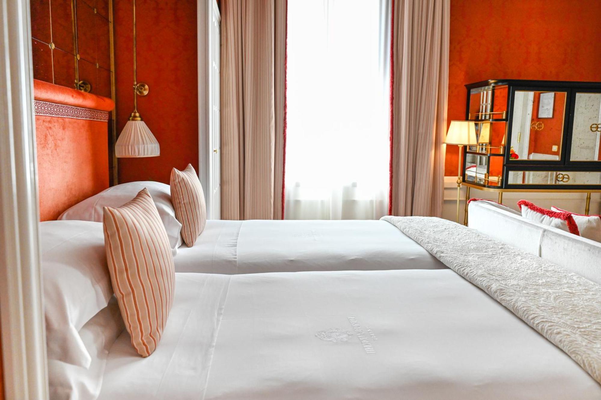 Helvetia&Bristol Firenze - Starhotels Collezione Ngoại thất bức ảnh A bedroom at the hotel