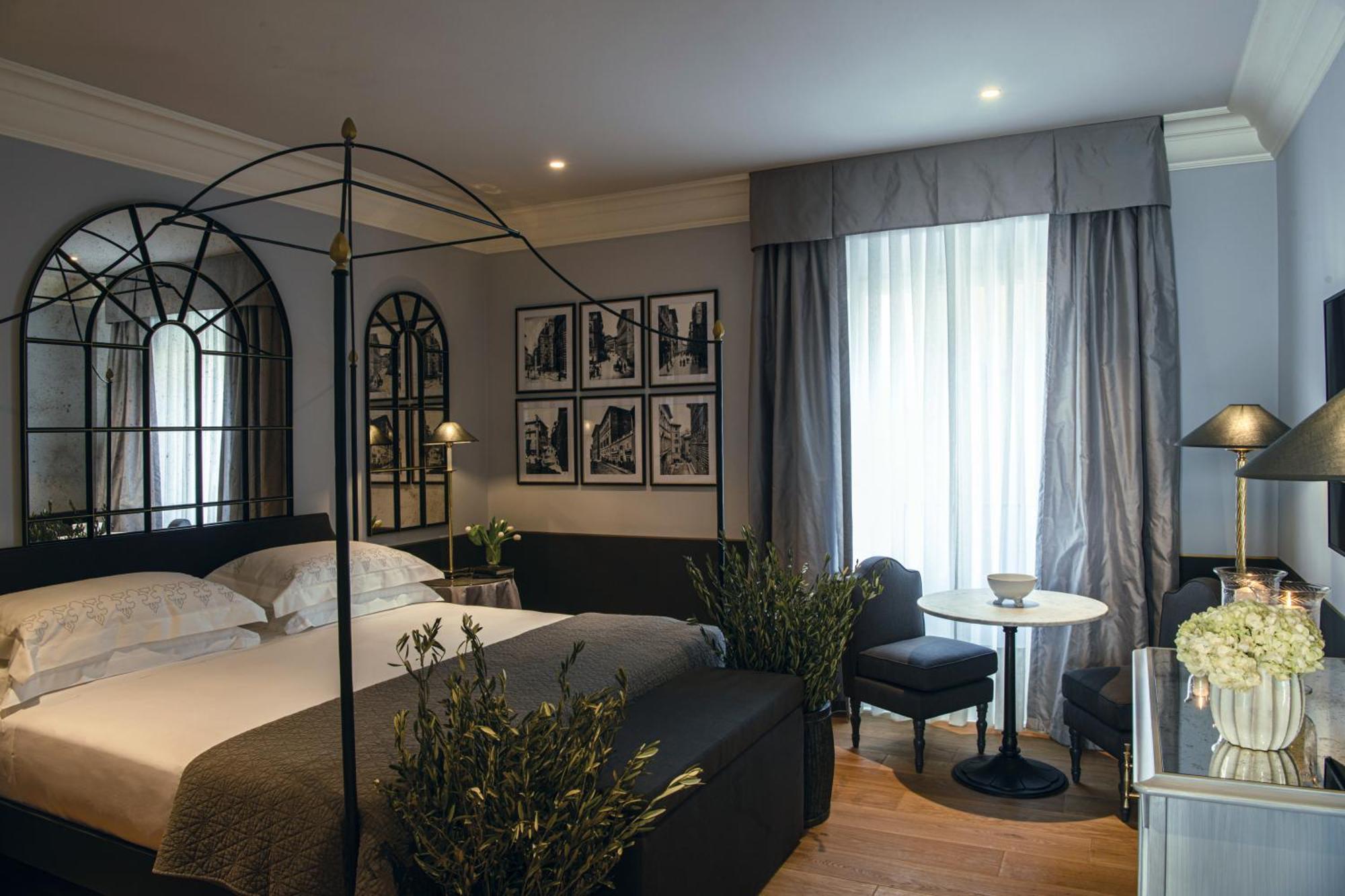 Helvetia&Bristol Firenze - Starhotels Collezione Phòng bức ảnh A room at the Hotel Indigo Athens